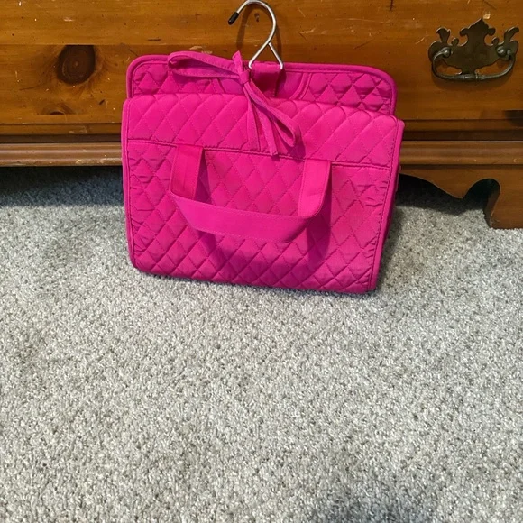 Vera Bradley Fuchsia Toiletry Tote !read descrip! - Picture 10 of 10